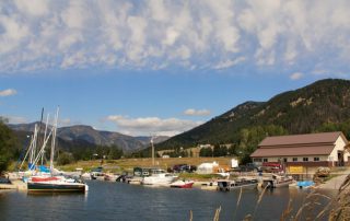 Montana-West yellowstone-lake